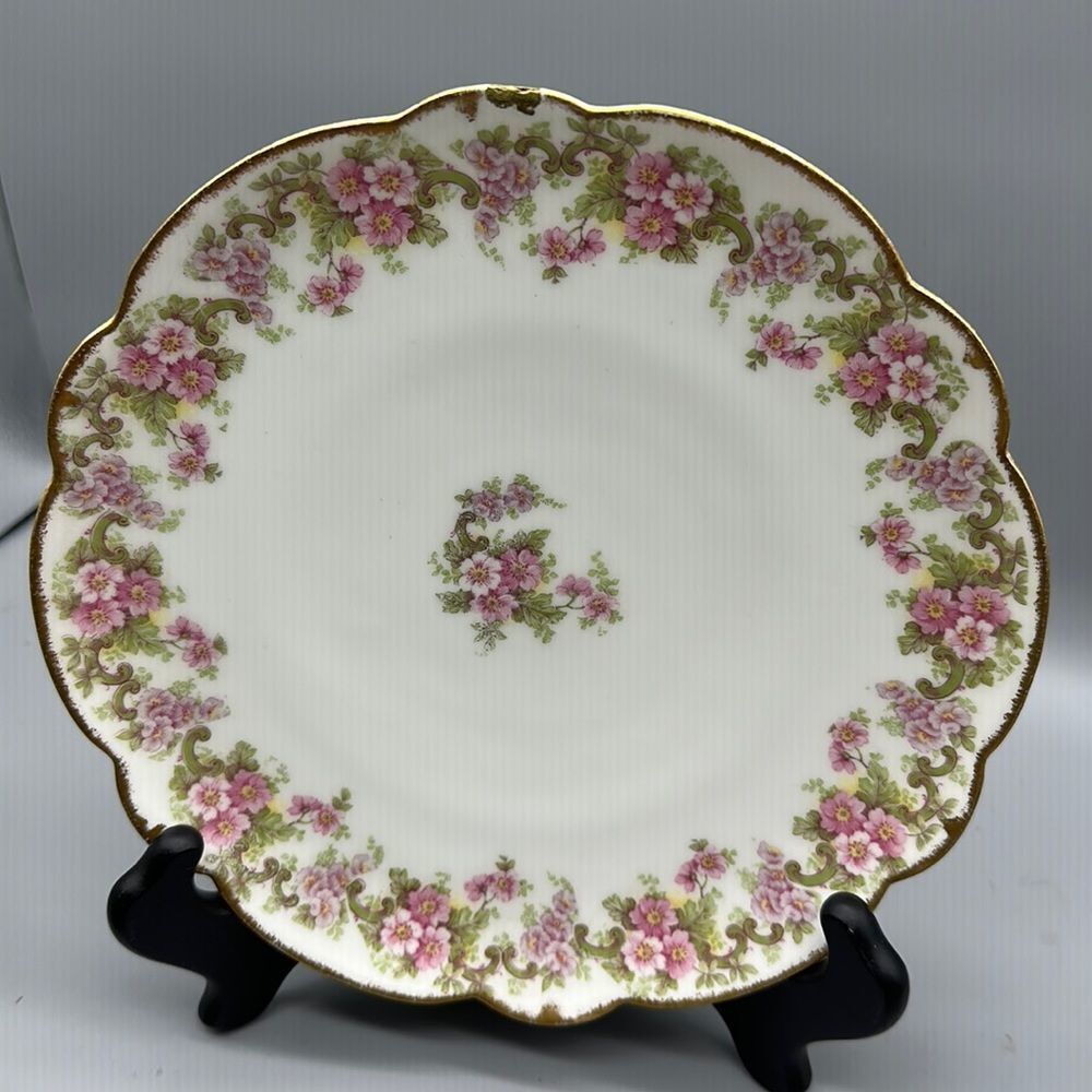 Elite Works vintage gold rimmed floral plate